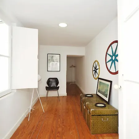 Vintage & In Bairro Alto Apartment